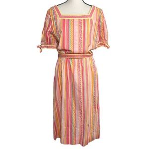 Vintage Tanner of North Carolina 70s Colorful Midi Striped Short Sleeve Dress